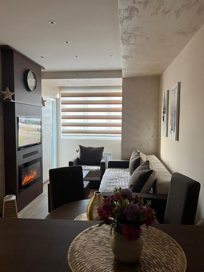 La Montana 1 I 2 Centar Apartment *